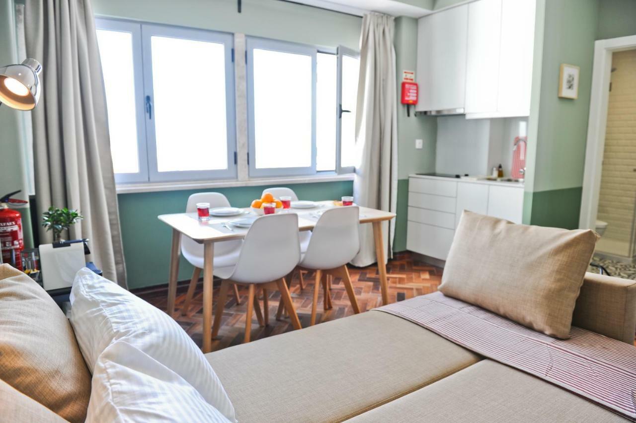 Pop The Cork In Lisbon By Misha'S Place 5B Ngoại thất bức ảnh